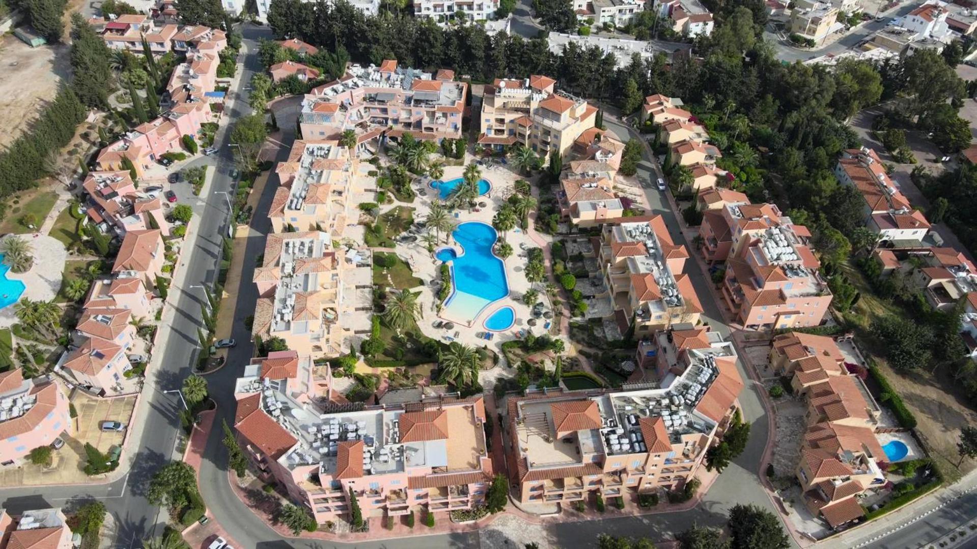Appartement Limnaria Gardens K203 In Paphos Extérieur photo